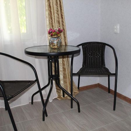 Guest House Racha Ambrolauri Esterno foto